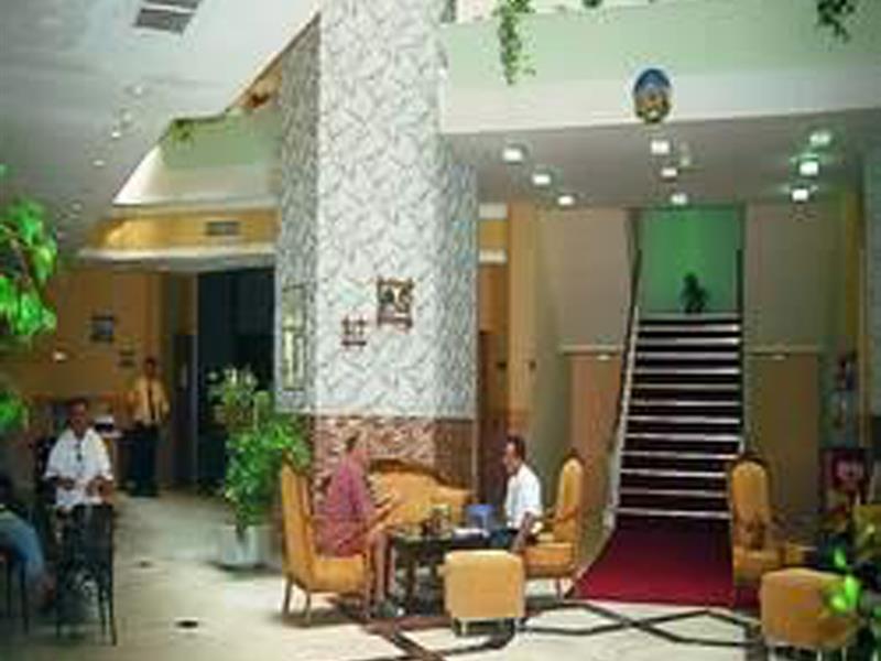 Klas Hotel Kargicak  Luaran gambar
