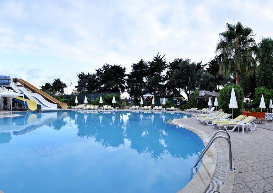 Klas Hotel Kargicak  Luaran gambar
